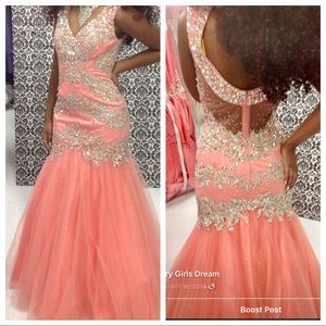 Prom dress beaded mermaid soft pink size 4🔥